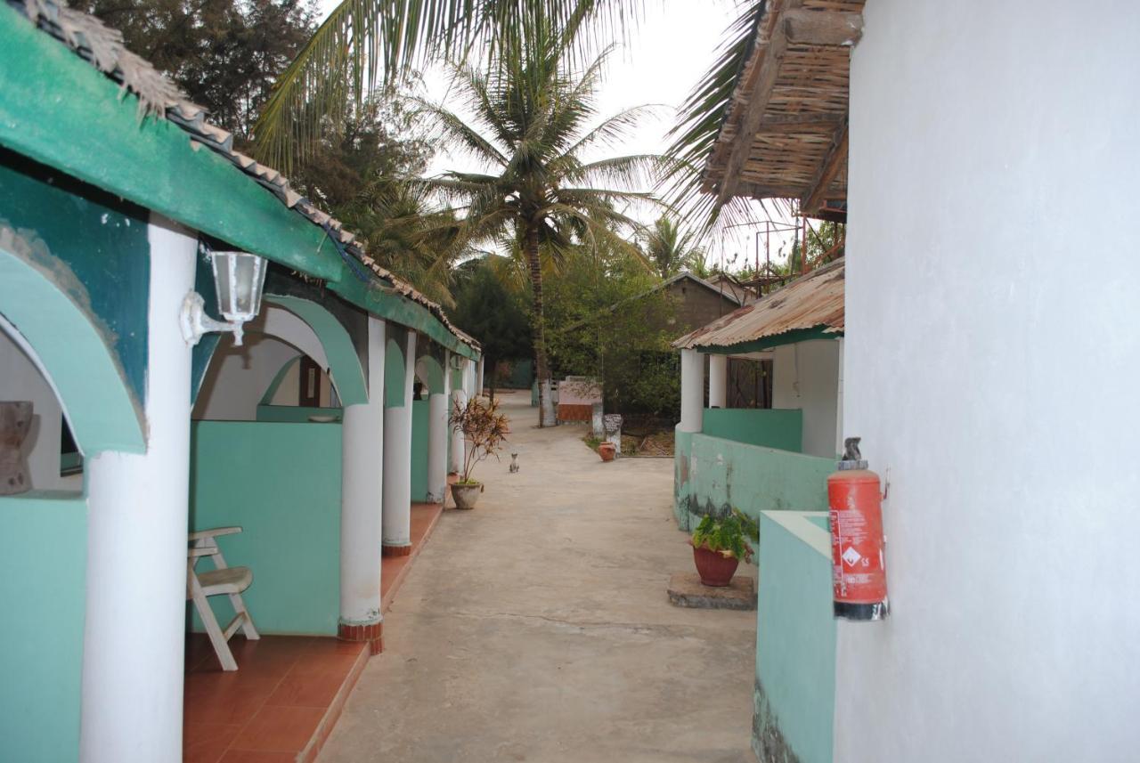 Rainbow Beach Resort Sanyang Екстериор снимка